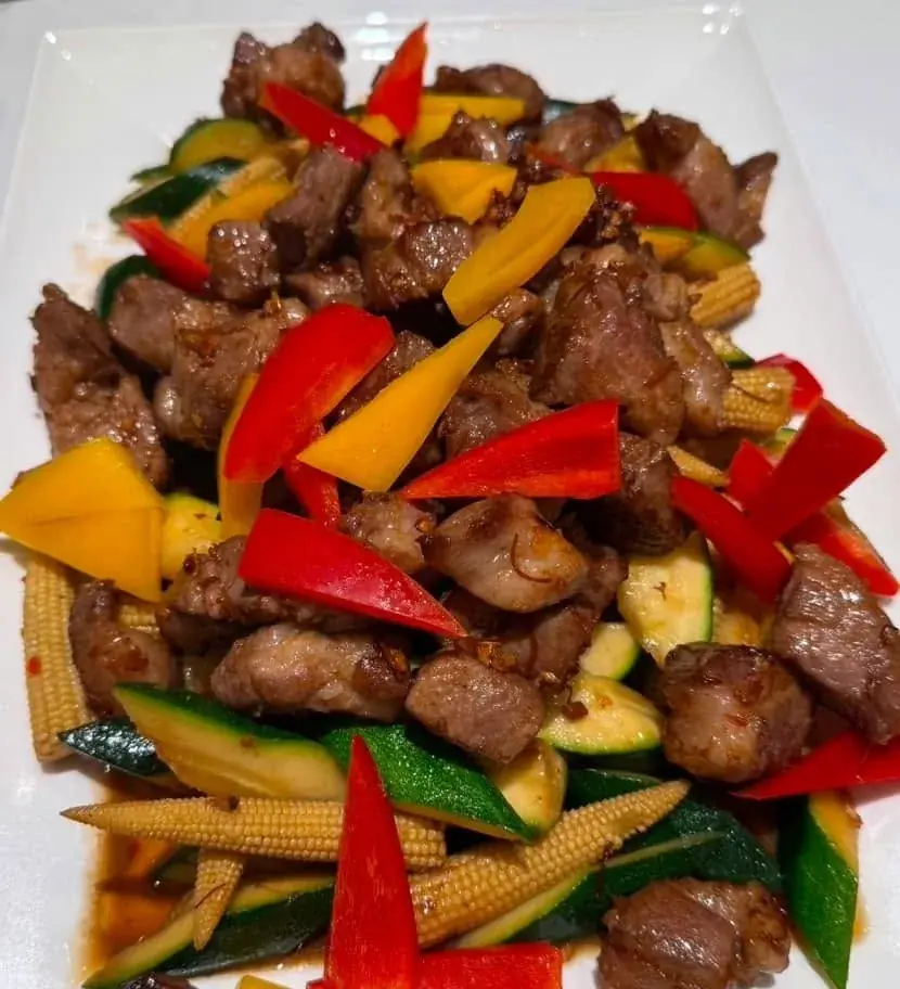 骰子和牛炙燒