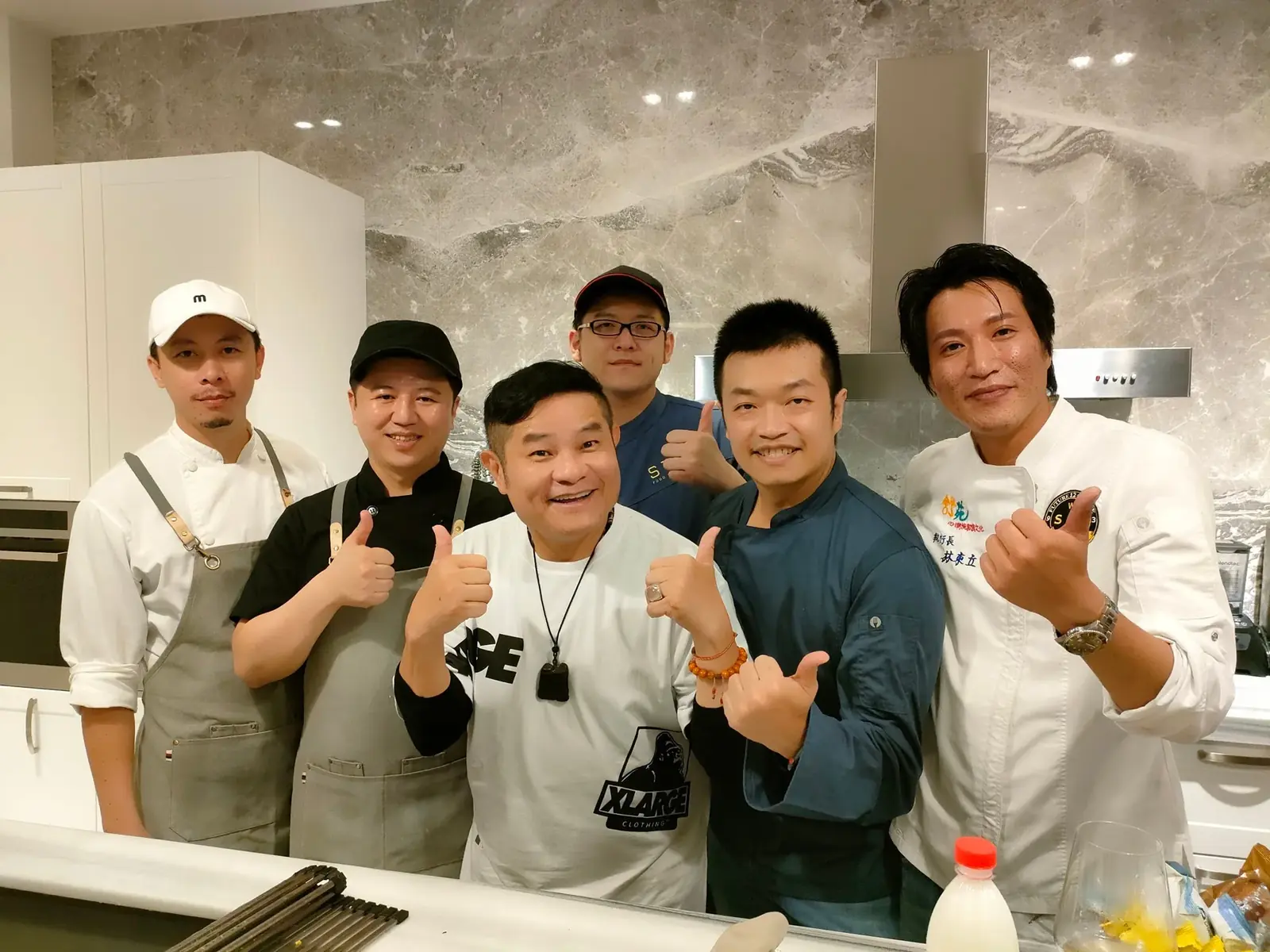團隊與藝人合照可放