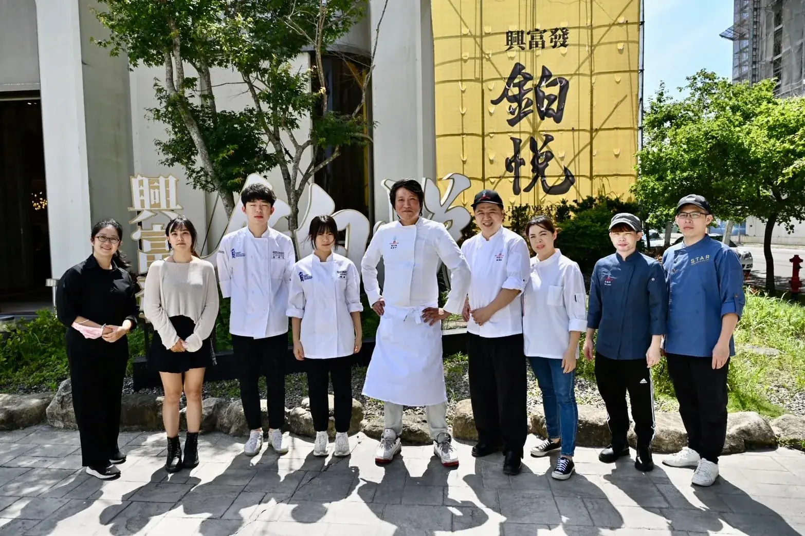 建設公司團隊合照