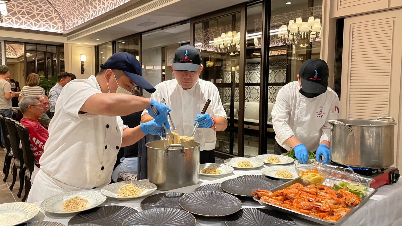 私廚主廚團隊出餐實境